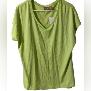 🍀 Chico's Avocado Green, Cotton, V-neck, Short Sleeve Tee Shirt. Size 3, XL.